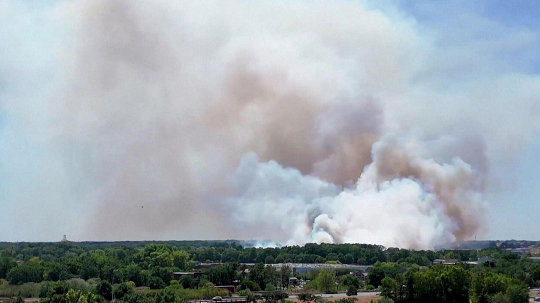 Tragedy at Bordeaux Airport: Two Firefighters Pay Ultimate Price in Wildfire Battle