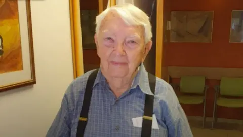 Michael Smuss: Last Warsaw Ghetto Fighter Passes at 99