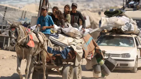 Escalating Tensions: Israeli Military Orders Evacuation of Gaza City as Ground Assault Looms