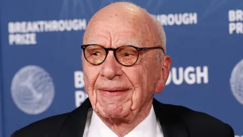 Murdochs Resolve Succession Dispute, Solidifying Conservative Media Control
