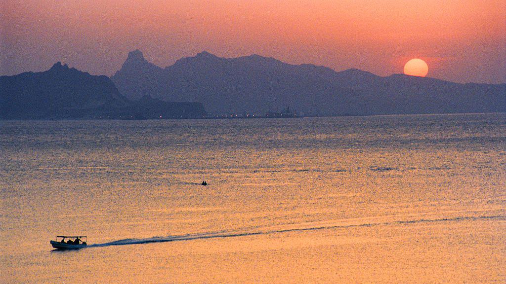 Somali pirates seize tanker in Gulf of Aden, Yemen waters