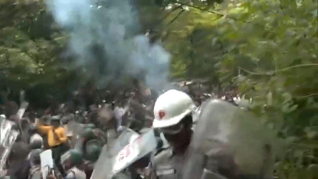 Jharkhand Protesters Face Police Tear Gas as Demands for Exam Reform Intensify
