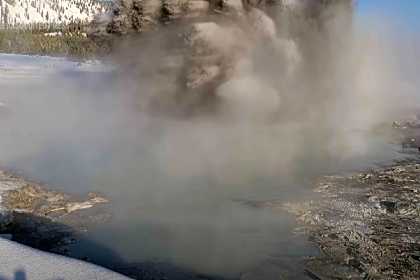 Explosive Eruption at Black Diamond Pool in Yellowstone