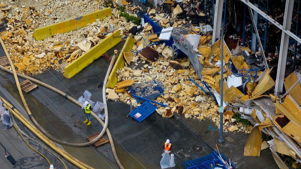 Rotted Food Fire Leaves Boyle Heights in Stifling Smell