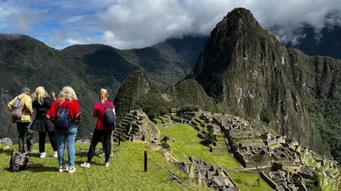 Controversy Erupts over Tourist Buses at Machu Picchu