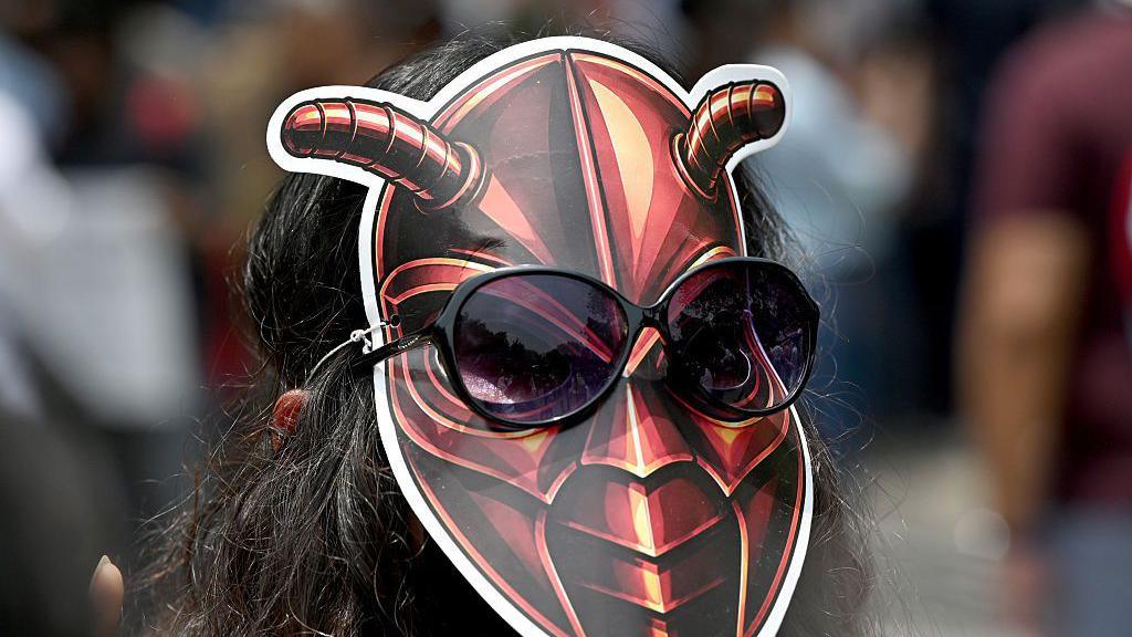 When Satire Sparks Hate: Indian Women Face Cyber Abuse After Cockroach Janta Party Protests