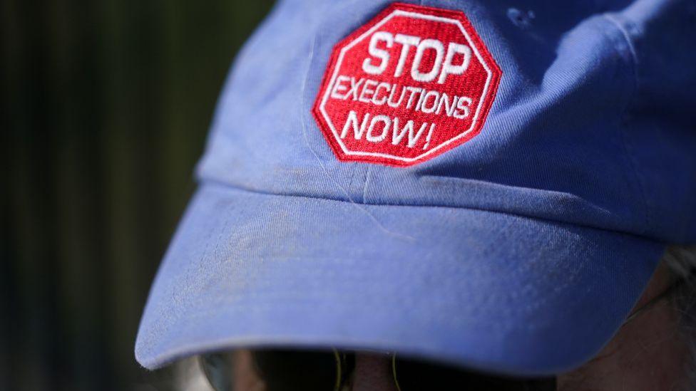 United States Re‑introduces Firing Squads Amid Botched Execution Controversy