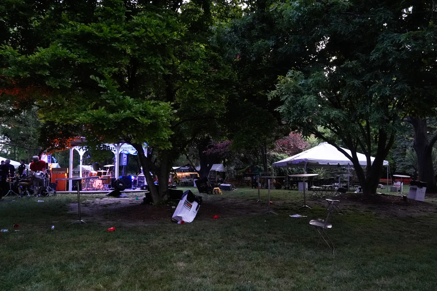 Twelve Injured in Ohio Festival Shooting; Search Continues","description":"Gunfire at Toledo's Old West End Festival left at least 12 wounded; authorities still hunting suspects amid ongoing investigation.","summary":"A sudden shooting during the Old West End Festival in Toledo injured at least 12 people, two of whom were in critical condition, as law‑enforcement agencies work to locate perpetrators amid an unsolved inquiry.","image":"https://dims.apnews.com/dims4/default/07d977e/2147483647/strip/true/crop/5410x3606+0+0/resize/599x399!/quality/90/?url=https%3A%2F%2Fassets.apnews.com%2Fab%2Fac%2Ffd89ed10ed7b12fe814d5321c51e%2Fa03566fa5e32433197419658f87441f9","text":"<h1 style=\"font-size:24px; font-weight:bold; margin-bottom:10px;\">Twelve Injured in Ohio Festival Shooting; Search Continues</h1>\n<p style=\"margin-bottom:10px;\">At least 12 people were wounded when gunfire erupted Saturday during the Old West End Festival in Toledo’s historic district. The chaotic scene saw attendees scrambling for cover while emergency crews rushed in to tend to the injured.</p>\n<p style=\"margin-bottom:10px;\">Toledo Deputy Police Chief Joe Heffernan said authorities had not yet apprehended anyone. He described the shots as “probably shooting at each other,” implying the situation started as a local shootout.</p>\n<p style=\"margin-bottom:10px;\">Following the incident, festival organizers canceled the remainder of the two‑day celebration on Sunday, citing safety and logistical challenges. “We are heartbroken about those that were injured at the Old West End Festival,” the festival organization noted.</p>\n<p style=\"margin-bottom:10px;\">Heffernan added that two victims were in critical condition. Ages of the wounded ranged from 14 to 61, with most survivors in their early twenties.</p>\n<p style=\"margin-bottom:10px;\">The attack occurred around the Agnes Reynolds Jackson Arboretum, a popular spot within the festival grounds. Witnesses reported hearing intense gunfire before seeing a weapon being tossed to the ground just 15 meters away.</p>\n<p style=\"margin-bottom:10px;\">“Everybody hit the deck,” recalled Kevin Berry, a festival attendee with medical training. He reported seeing at least five individuals with gunshot wounds, as Fire Chief Allison Armstrong noted difficulties in traveling to the hospital due to traffic and road closures.</p>\n<p style=\"margin-bottom:10px;\">Officials have urged anyone present to come forward with any photos or videos of the event. Social media surfaced several videos showing people running amid the gunfire and responders providing aid.</p>\n<p style=\"margin-bottom:10px;\">City’s safety director George Kral expressed disappointment at the incident, calling the Old West End Festival “one of the most iconic festivals in Toledo” and lamenting that the event was tarnished by violence.</p>\n<p style=\"margin-bottom:10px;\">Ohio Governor Mike DeWine condemned the shooting, stating, “Summer festivals should be safe spaces for families to spend time together without fear of violence.”</p>\n<p style=\"margin-bottom:10px;\">Police continue to seek suspects. Their latest statements emphasize the importance of community cooperation in identifying those responsible for the gunfire.</p>