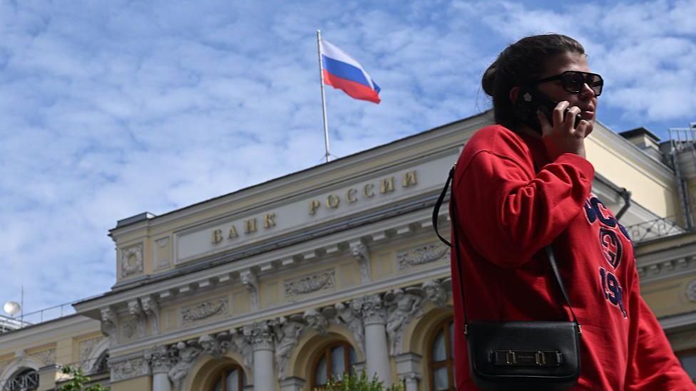 Explosion at Moscow’s Balzi Rossi Restaurant: Live Report by BBC Russia Editor