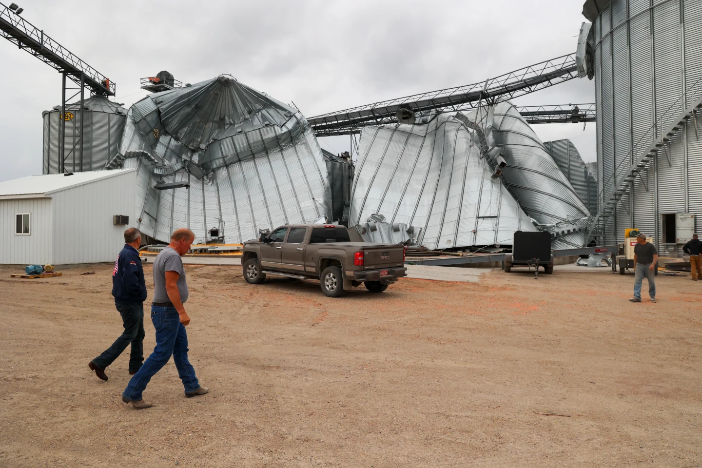 Historic EF5 Tornado Strikes North Dakota: 200 mph Winds and Tragic Losses