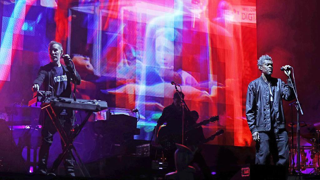 Massive Attack Banned from Singapore After Pro‑Palestine Flag Display