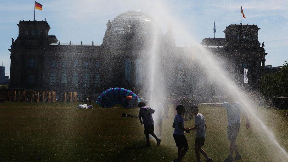 Heatwave Shifts East: France Raises Health Alert to Highest Level