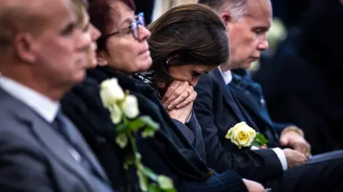 Memorial Service in Crans-Montana: A Community Unites in Grief After Ski Bar Fire Tragedy