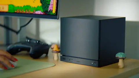 Valve Launches New Steam Machine to Compete with Xbox and PlayStation