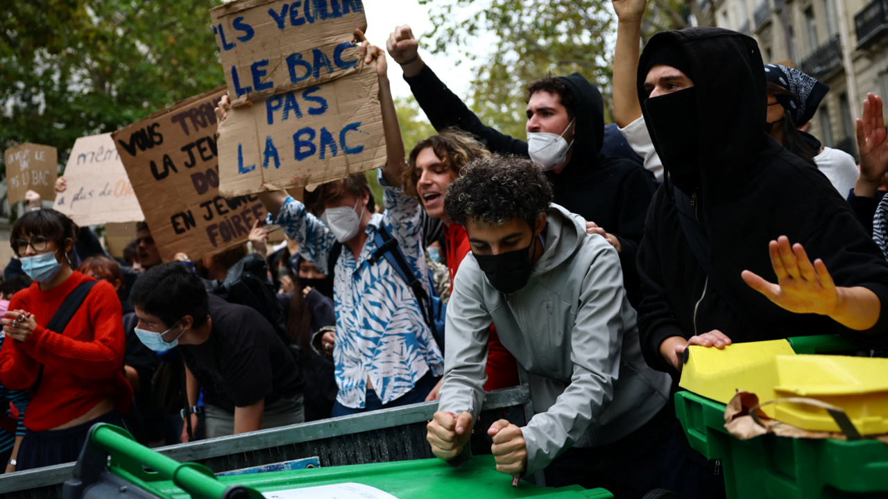 Francois Schoolyard Revolt: The Roots of France’s Uproar