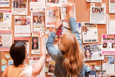 CrimeCon: True‑Crime Fans Meet Real Loss