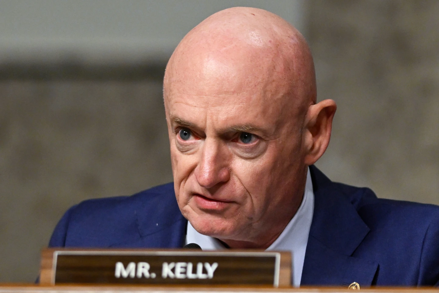 Pentagon's Investigation into Sen. Mark Kelly Sparks Legal Controversy