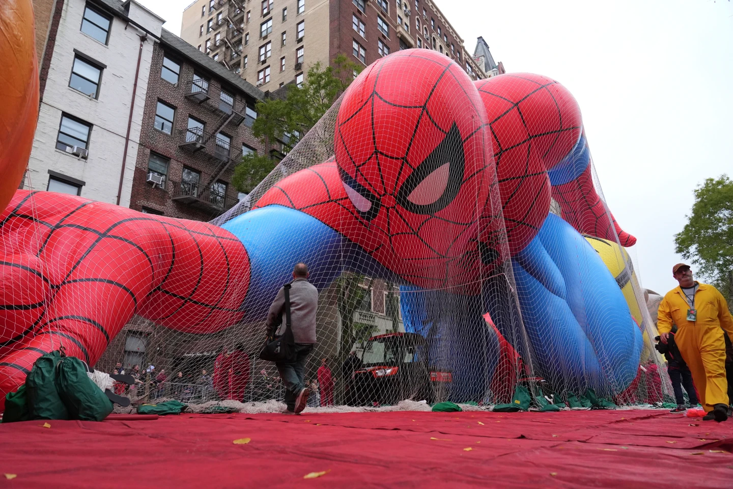 Macy’s Thanksgiving Day Parade Set to Dazzle, Despite Chilly Weather