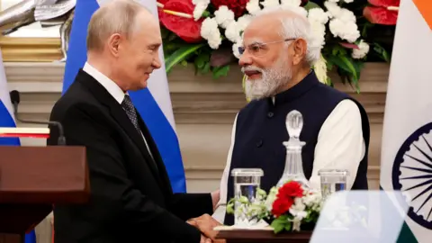Putin Affirms Russia's Commitment to Fuel Supply to India Amid U.S. Pressure