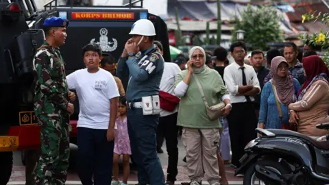 Explosion During Friday Prayers Injures 54 at Jakarta Mosque