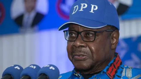 Peter Mutharika, 85, Makes Political Comeback as Malawi's President