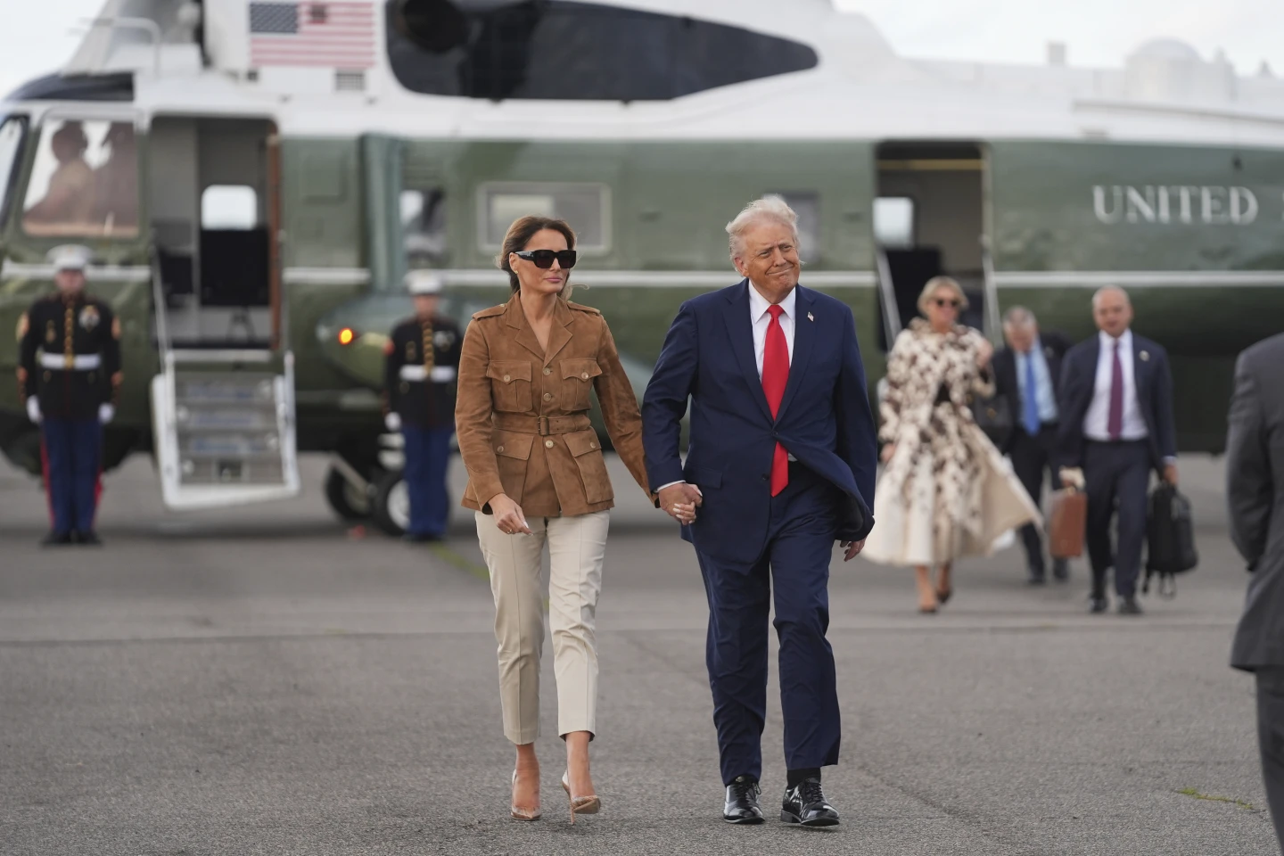 Man Arrested After Aiming Laser Pointer at Marine One