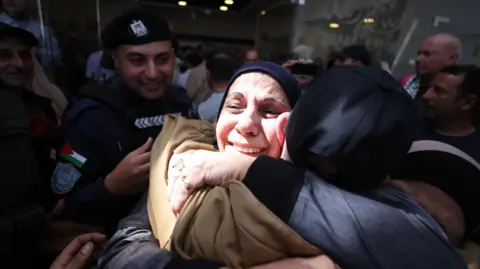 Palestinians Rejoice Over Release of Prisoners in Emotional Reunion