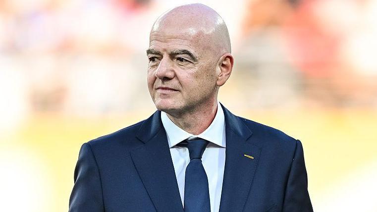 FIFA defends president Infantino amid campaign to oust him