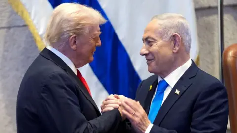 Trump Presses for Pardon of Netanyahu Amid Ongoing Trials