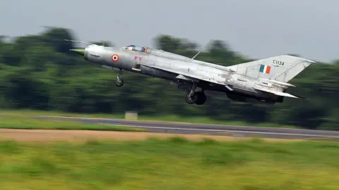 The End of an Era: India's MiG-21 Fighter Jet Bows Out