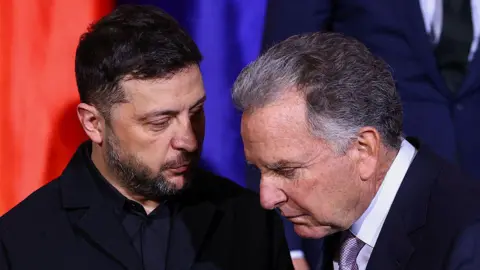 Progress Lacks Major Breakthrough in US-Ukraine Talks in Miami