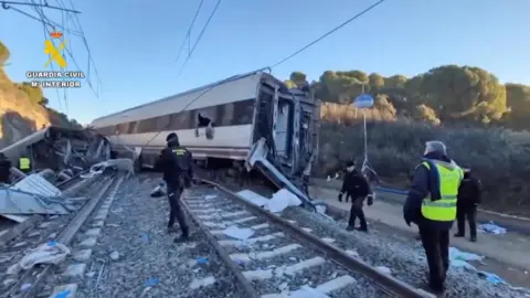 Tragedy Strikes: Spanish PM Commits to Investigate High-Speed Train Crash