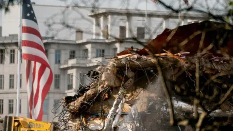 Trump's Controversial East Wing Renovation: Fast-Tracking the White House Rebuild