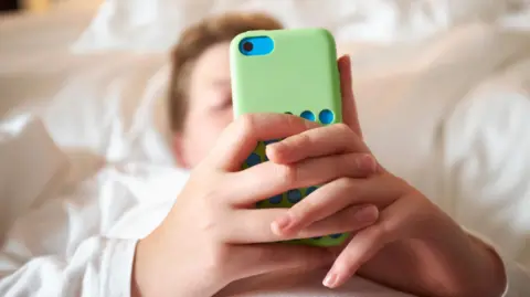 Teens Challenge Australia’s Social Media Ban in High Court